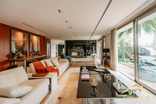 Imagem Casa de Condomínio com 6 Quartos à Venda, 905 m² em Tamboré - Santana De Parnaíba
