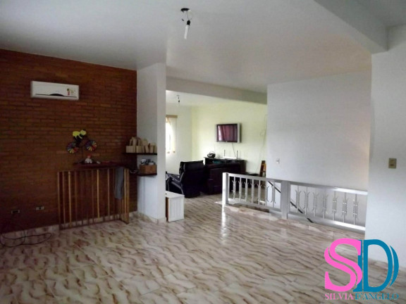 Imagem Sobrado com 7 Quartos à Venda, 313 m² em Umuarama - Ubatuba Imagem Sobrado com 7 Quartos à Venda, 313 m² em Umuarama - Ubatuba