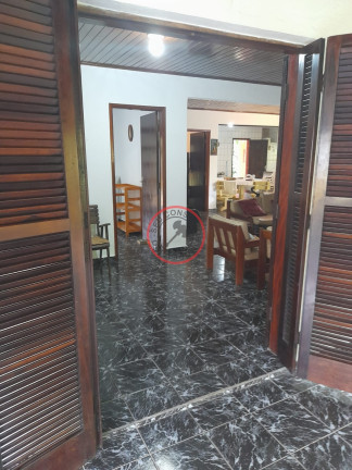 Imagem Casa com 5 Quartos à Venda, 241 m² em Boiçucanga - São Sebastião
