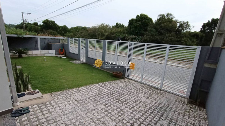 Imagem Casa com 3 Quartos à Venda, 166 m² em Bombas - Bombinhas