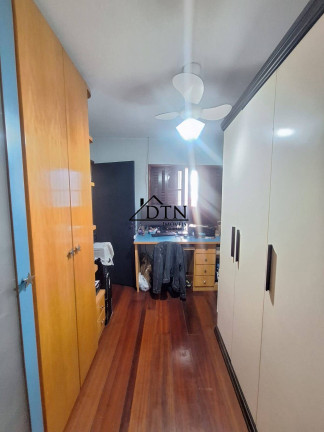 Imagem Casa com 3 Quartos à Venda, 141 m² em Vila Scarpelli - Santo André Imagem Casa com 3 Quartos à Venda, 141 m² em Vila Scarpelli - Santo André
