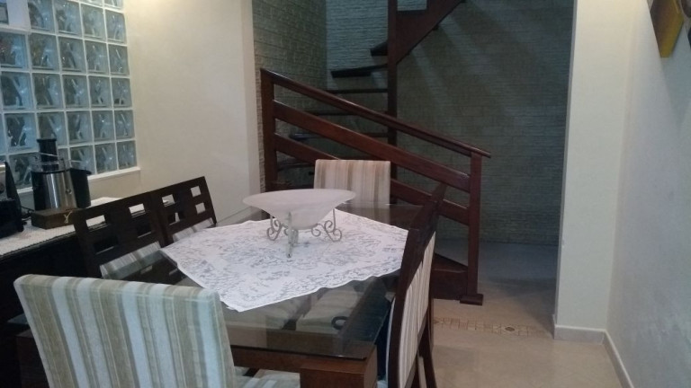 Imagem Sobrado com 3 Quartos à Venda, 188 m² em Centro - Poá Imagem Sobrado com 3 Quartos à Venda, 188 m² em Centro - Poá
