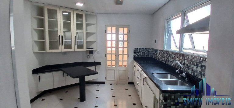 Imagem Casa com 3 Quartos para Alugar, 300 m² em Jardim Lambreta - Cotia Imagem Casa com 3 Quartos para Alugar, 300 m² em Jardim Lambreta - Cotia