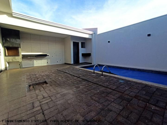 Imagem Casa com 2 Quartos à Venda, 125 m² em Parque Avenida - Maringá