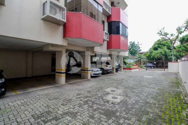 Imagem Apartamento com 2 Quartos à Venda, 74 m² em Santana - Porto Alegre Imagem Apartamento com 2 Quartos à Venda, 74 m² em Santana - Porto Alegre