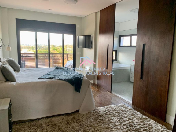Imagem Casa com 3 Quartos para Alugar, 420 m² em Medeiros - Jundiaí