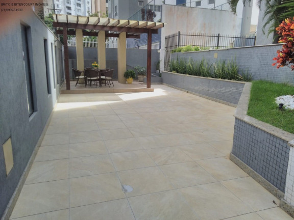 Imagem Imóvel com 3 Quartos à Venda, 110 m² em Candeal - Salvador Imagem Imóvel com 3 Quartos à Venda, 110 m² em Candeal - Salvador