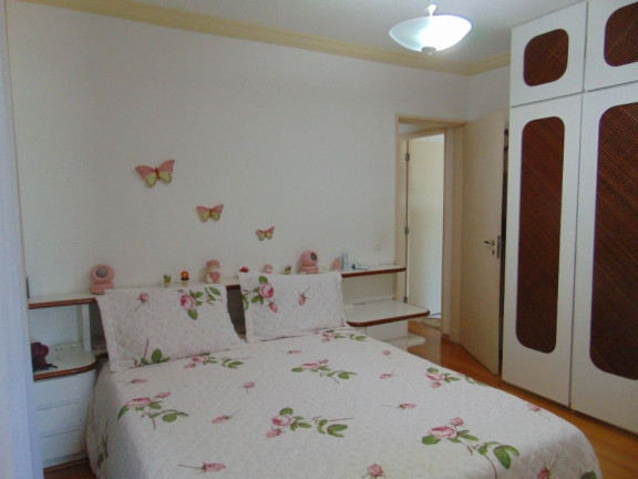 Imagem Apartamento com 3 Quartos à Venda, 130 m² em Pitangueiras - Guarujá Imagem Apartamento com 3 Quartos à Venda, 130 m² em Pitangueiras - Guarujá