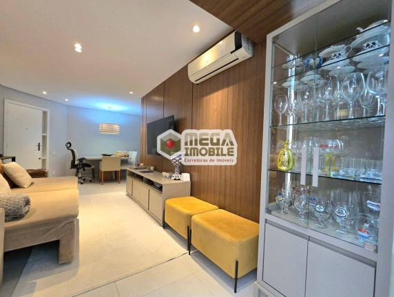 Imagem Apartamento com 3 Quartos à Venda, 93 m² em Centro - Florianópolis Imagem Apartamento com 3 Quartos à Venda, 93 m² em Centro - Florianópolis