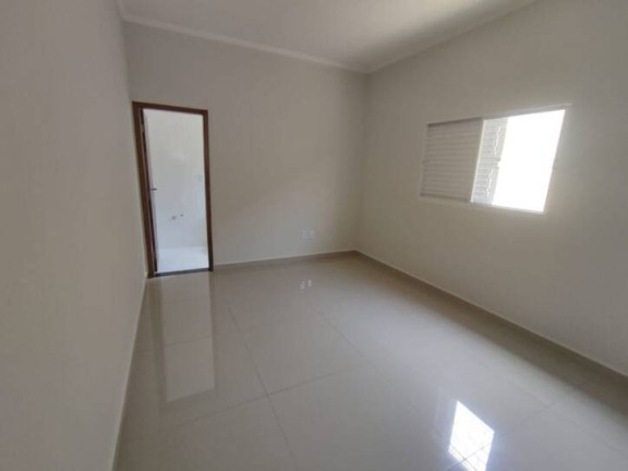 Imagem Casa com 3 Quartos à Venda, 150 m² em Vista Alegre - Taubaté Imagem Casa com 3 Quartos à Venda, 150 m² em Vista Alegre - Taubaté