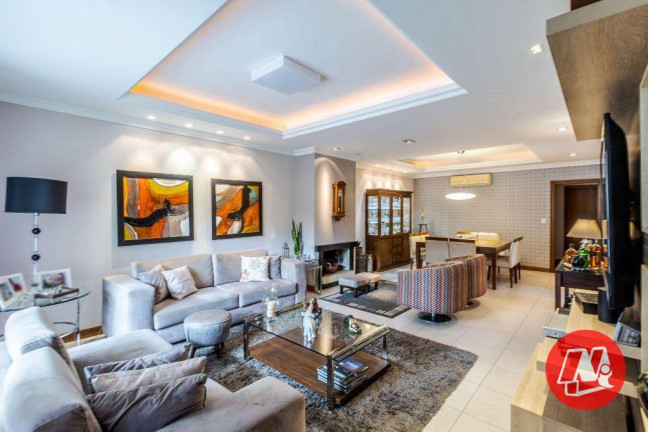 Apartamento com 3 Quartos à Venda, 201 m² em Vila Ipiranga - Porto Alegre