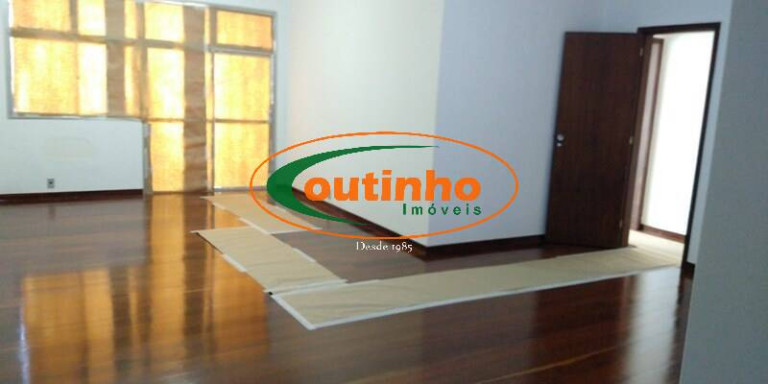 Imagem Apartamento com 3 Quartos à Venda, 125 m² em Tijuca - Rio De Janeiro Imagem Apartamento com 3 Quartos à Venda, 125 m² em Tijuca - Rio De Janeiro