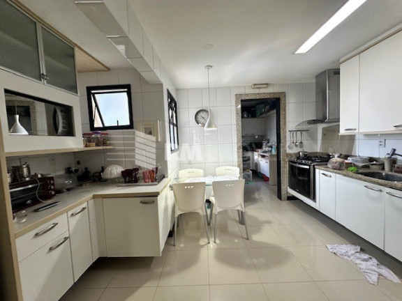 Imagem Apartamento com 3 Quartos à Venda, 236 m² em Caminho Das árvores - Salvador Imagem Apartamento com 3 Quartos à Venda, 236 m² em Caminho Das árvores - Salvador