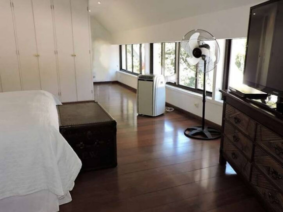 Imagem Casa de Condomínio com 5 Quartos à Venda,  em Chácara De La Rocca - Carapicuíba