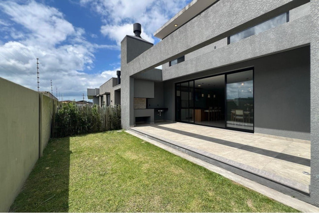 Imagem Casa com 4 Quartos à Venda, 213 m² em Centro - Xangri-lá
