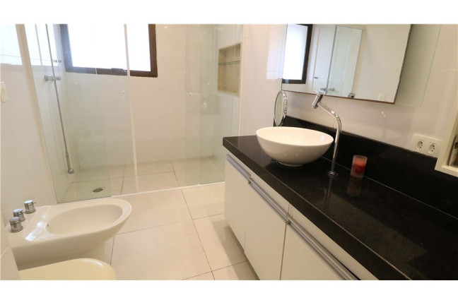 Imagem Apartamento com 4 Quartos à Venda, 227 m² em Moema - São Paulo Imagem Apartamento com 4 Quartos à Venda, 227 m² em Moema - São Paulo