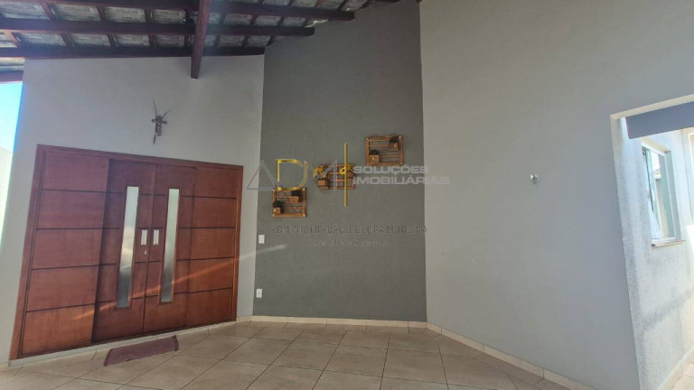 Imagem Casa com 3 Quartos à Venda, 200 m² em Jardim Maria Luiza - Botucatu