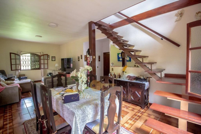 Casa com 2 Quartos à Venda, 200 m² em Carlos Guinle - Teresópolis