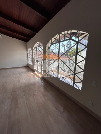 Imagem Casa com 5 Quartos à Venda ou Locação, 200 m² em Centro - Sbc - São Bernardo Do Campo