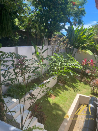 Imagem Casa com 4 Quartos à Venda, 300 m² em Horto Florestal - Salvador Imagem Casa com 4 Quartos à Venda, 300 m² em Horto Florestal - Salvador