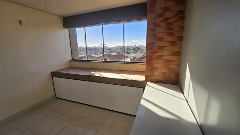 Imagem Imóvel com 2 Quartos à Venda, em Passo Da Areia - Porto Alegre Imagem Imóvel com 2 Quartos à Venda, em Passo Da Areia - Porto Alegre