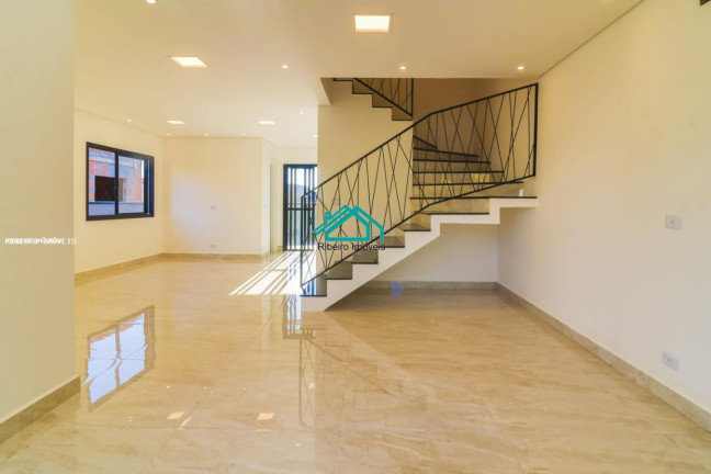 Imagem Casa com 4 Quartos à Venda, 150 m² em Villas Do Jaguari - Santana De Parnaíba Imagem Casa com 4 Quartos à Venda, 150 m² em Villas Do Jaguari - Santana De Parnaíba
