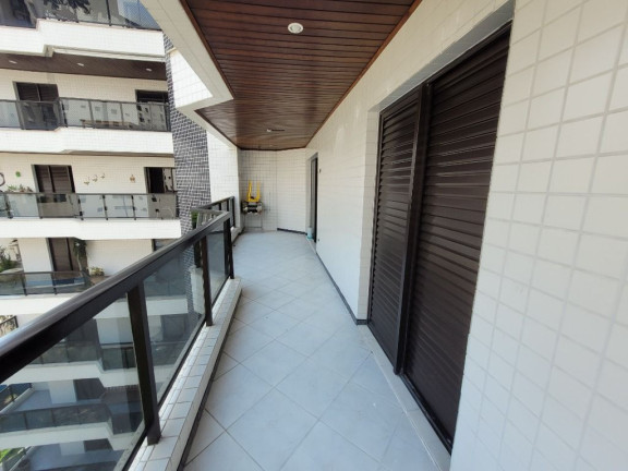 Imagem Apartamento com 4 Quartos à Venda, 140 m² em Pitangueiras - Guarujá