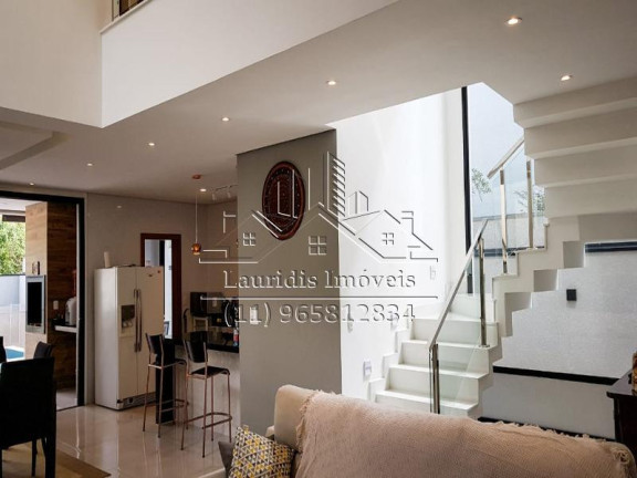 Imagem Imóvel com 3 Quartos à Venda, 207 m² em Suru - Santana De Parnaíba Imagem Imóvel com 3 Quartos à Venda, 207 m² em Suru - Santana De Parnaíba