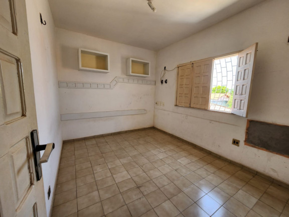 Imagem Casa com 4 Quartos à Venda, 354 m² em São João - Teresina