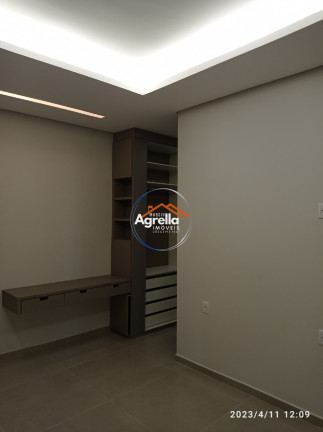 Imagem Imóvel com 3 Quartos à Venda, 196 m² em Condominio Residencial Califórnia - Estiva Gerbi Imagem Imóvel com 3 Quartos à Venda, 196 m² em Condominio Residencial Califórnia - Estiva Gerbi