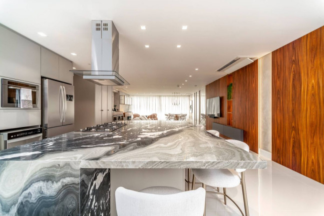 Imagem Apartamento com 4 Quartos à Venda, 256 m² em Centro - Balneário Camboriú