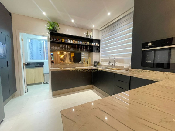 Imagem Apartamento com 3 Quartos à Venda, 115 m² em Pioneiros - Balneário Camboriú