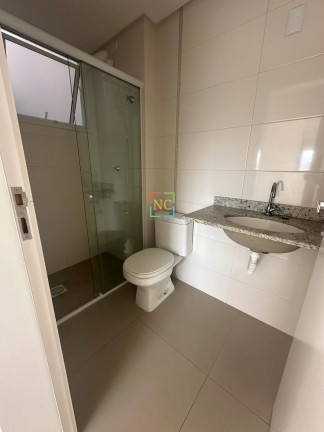 Imagem Apartamento com 2 Quartos à Venda, 74 m² em Barreiros - São José
