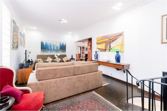 Imagem Casa com 5 Quartos à Venda, 300 m² em Vila Sônia - São Paulo Imagem Casa com 5 Quartos à Venda, 300 m² em Vila Sônia - São Paulo
