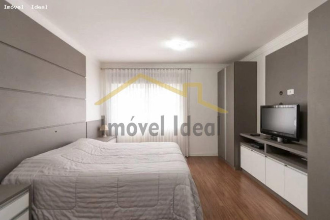 Imagem Casa com 5 Quartos à Venda, 317 m² em Santa Felicidade - Curitiba