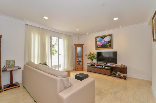 Imagem Casa com 3 Quartos à Venda, 236 m² em Vista Alegre - Curitiba Imagem Casa com 3 Quartos à Venda, 236 m² em Vista Alegre - Curitiba
