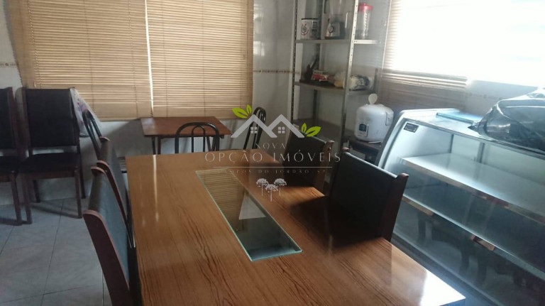 Imagem Casa com 4 Quartos à Venda, 200 m² em Jardim Márcia - Campos Do Jordão Imagem Casa com 4 Quartos à Venda, 200 m² em Jardim Márcia - Campos Do Jordão