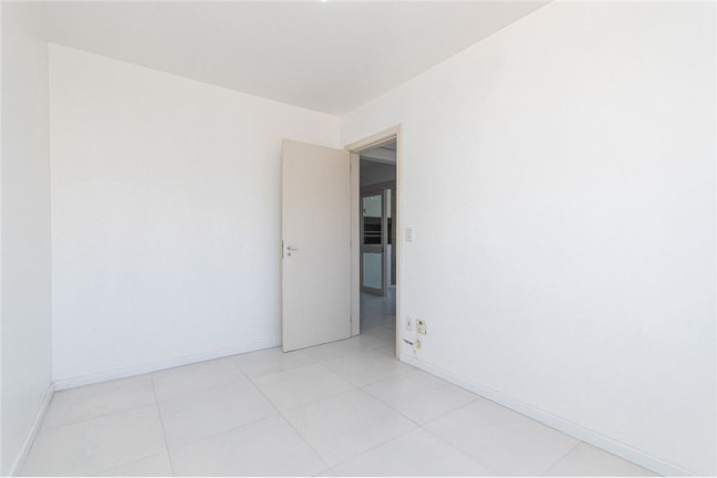 Imagem Apartamento com 2 Quartos à Venda, 66 m² em Cavalhada - Porto Alegre