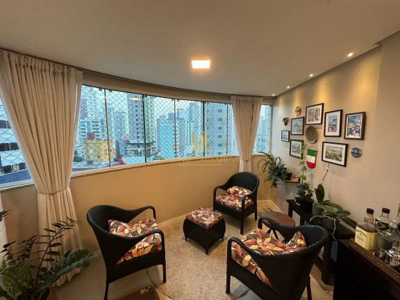 Imagem Apartamento com 3 Quartos à Venda, 119 m² em Centro - Balneário Camboriú