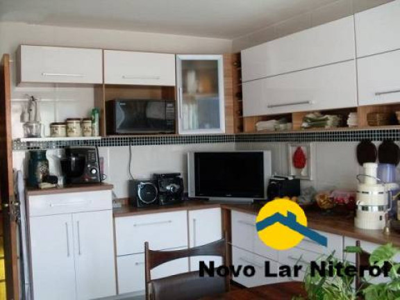 Imagem Casa com 3 Quartos à Venda, 240 m² em Itaipu - Niterói