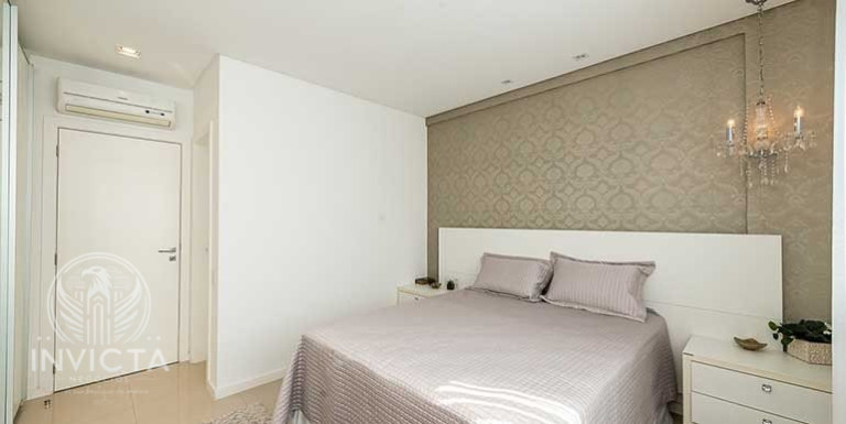 Imagem Apartamento com 3 Quartos à Venda, 130 m² em Centro - Balneário Camboriú Imagem Apartamento com 3 Quartos à Venda, 130 m² em Centro - Balneário Camboriú