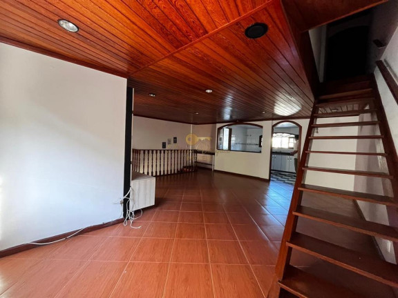 Imagem Casa com 3 Quartos à Venda, 183 m² em Araras - Teresópolis Imagem Casa com 3 Quartos à Venda, 183 m² em Araras - Teresópolis