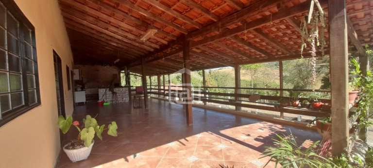 Imagem Imóvel com 3 Quartos à Venda, 3.000 m² em Laranjeiras De Caldas (rural) - Caldas Imagem Imóvel com 3 Quartos à Venda, 3.000 m² em Laranjeiras De Caldas (rural) - Caldas