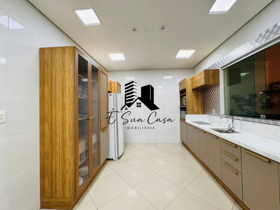 Imagem Casa com 3 Quartos à Venda, 250 m² em Cabral - Contagem Imagem Casa com 3 Quartos à Venda, 250 m² em Cabral - Contagem