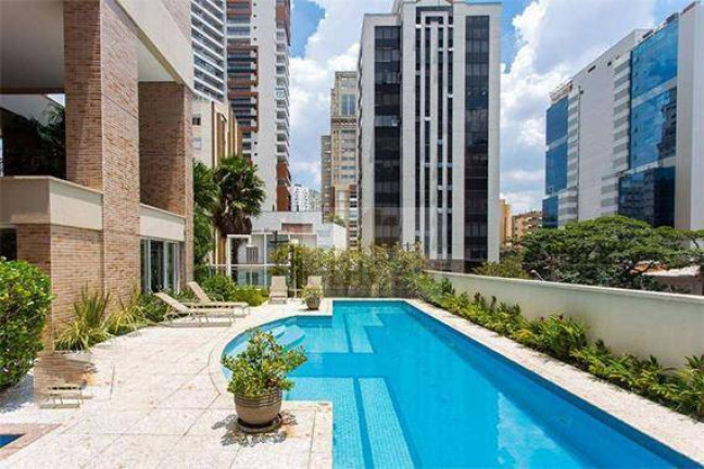 Imagem Apartamento com 3 Quartos à Venda, 162 m² em Itaim Bibi - São Paulo