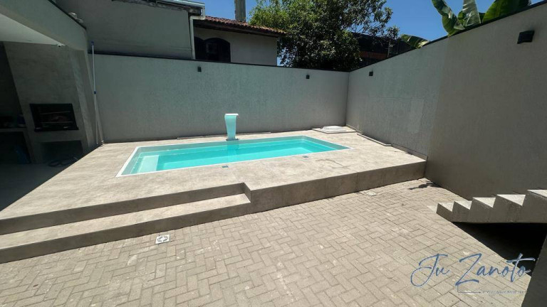 Imagem Sobrado com 4 Quartos à Venda, 352 m² em Bom Retiro - Matinhos Imagem Sobrado com 4 Quartos à Venda, 352 m² em Bom Retiro - Matinhos