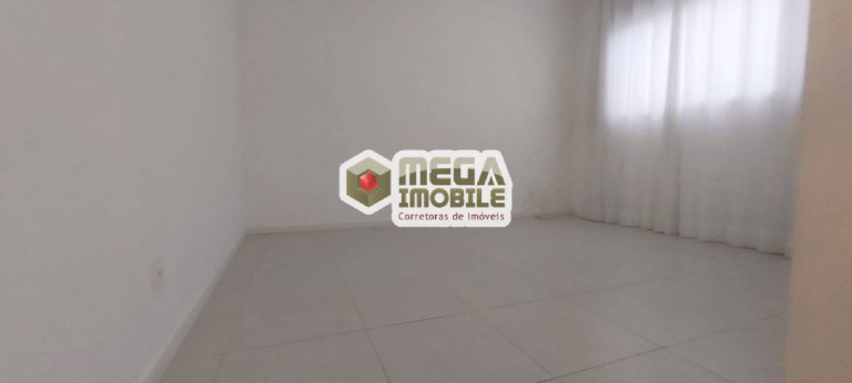 Imagem Apartamento com 2 Quartos à Venda, 71 m² em Centro - Florianópolis
