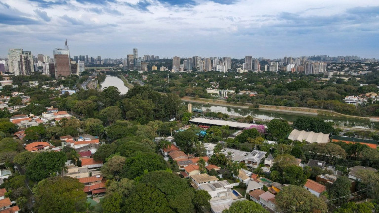 Imagem Casa com 4 Quartos à Venda, 198 m² em Alto De Pinheiros - São Paulo Imagem Casa com 4 Quartos à Venda, 198 m² em Alto De Pinheiros - São Paulo
