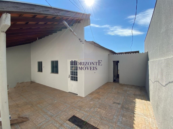 Imagem Casa com 3 Quartos à Venda, 152 m² em Jardim Jacy - Campo Grande