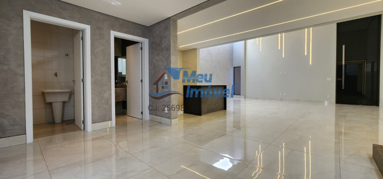 Imagem Casa com 3 Quartos à Venda, 300 m² em Setor Habitacional Vicente Pires - Brasília